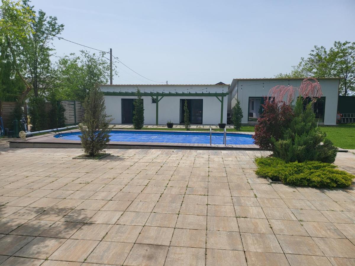Casa Elis Piscina, Jacuzzy , Sauna, Ciubar Merei Экстерьер фото